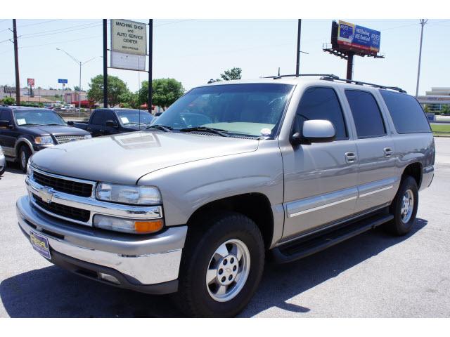 Photo of 2003 Chevrolet Suburban
