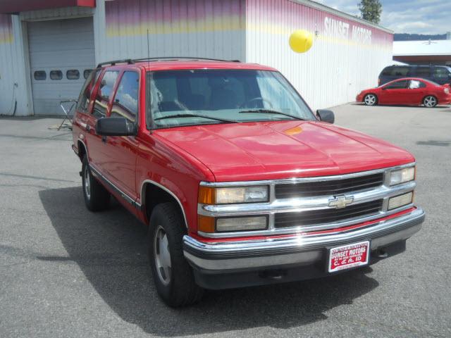 Photo of 1999 Chevrolet Tahoe