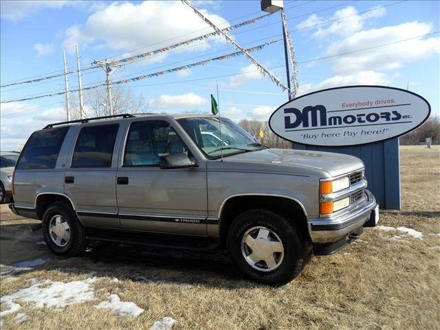 Photo of 1999 Chevrolet Tahoe