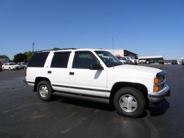 Photo of 1996 Chevrolet TAHOE