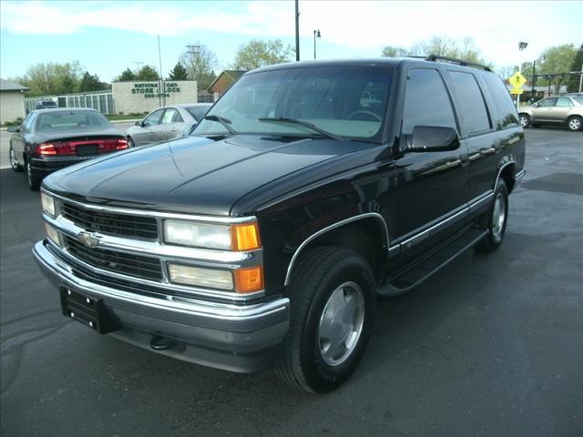 Photo of 1999 Chevrolet Tahoe