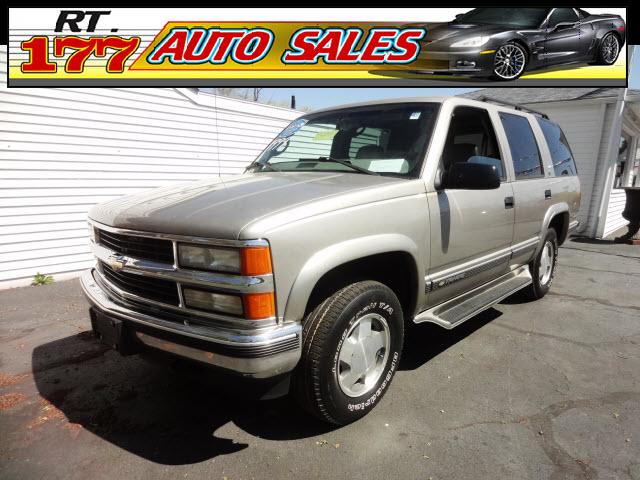 Photo of 1999 Chevrolet Tahoe