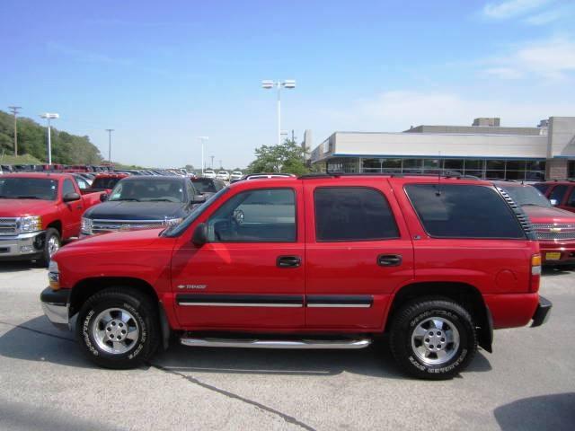 Photo of 2001 Chevrolet Tahoe