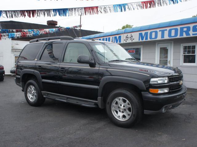 Photo of 2004 Chevrolet Tahoe