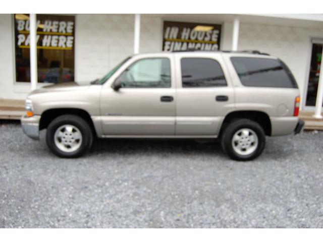 Photo of 2000 Chevrolet Tahoe