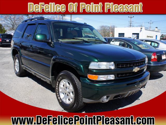 Photo of 2004 Chevrolet Tahoe