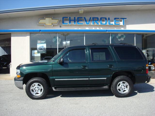 Photo of 2004 Chevrolet Tahoe