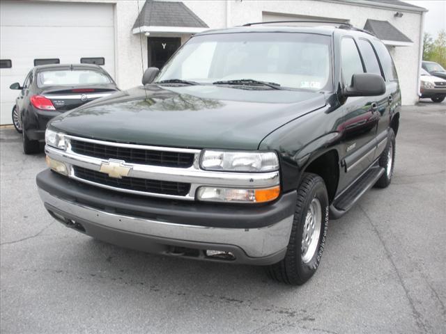 Photo of 2002 Chevrolet Tahoe