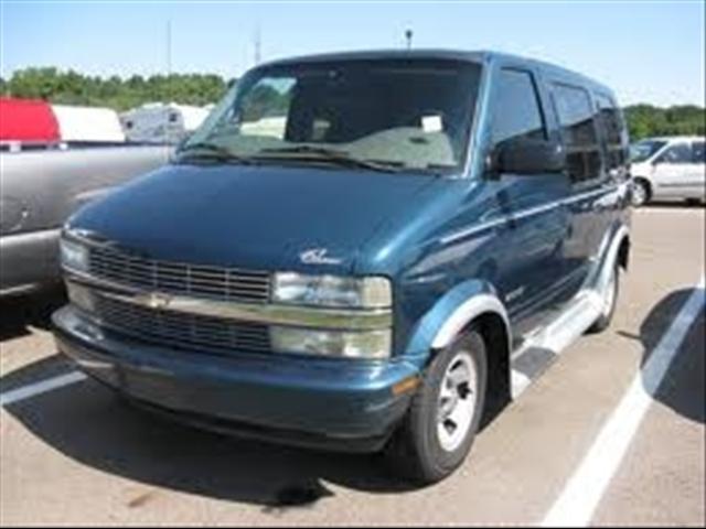 Photo of 2002 Chevrolet Astro