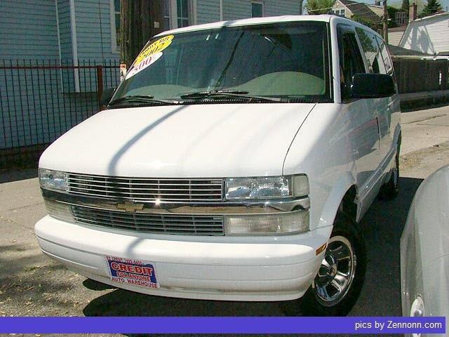 Photo of 2002 Chevrolet Astro