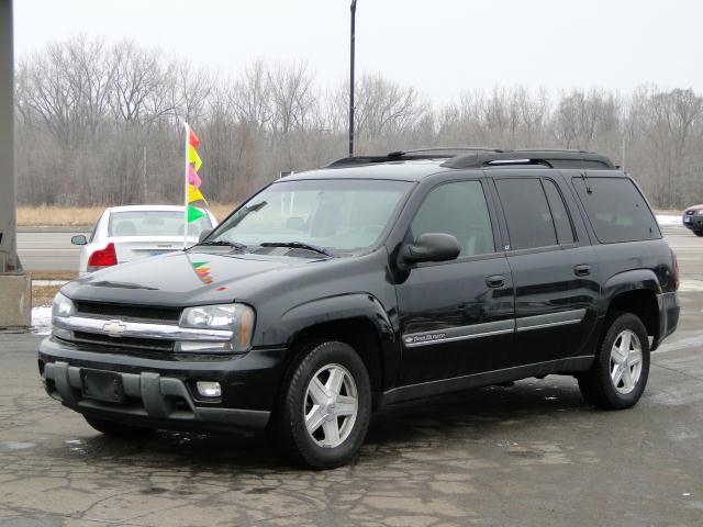Photo of 2002 Chevrolet TrailBlazer