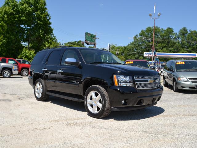 Photo of 2008 Chevrolet Tahoe