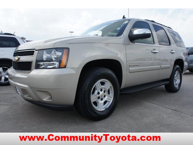 Photo of 2008 Chevrolet Tahoe
