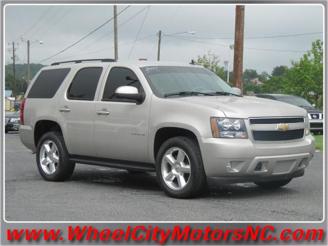 Photo of 2007 Chevrolet Tahoe