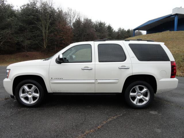 Photo of 2008 Chevrolet Tahoe