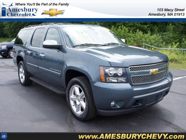 Photo of 2008 Chevrolet Suburban