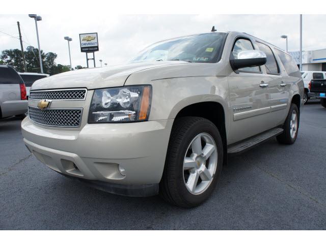 Photo of 2008 Chevrolet Suburban