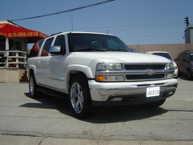 Photo of 2002 Chevrolet Suburban