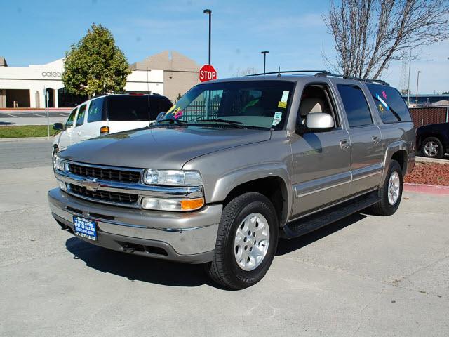 Photo of 2002 Chevrolet Suburban