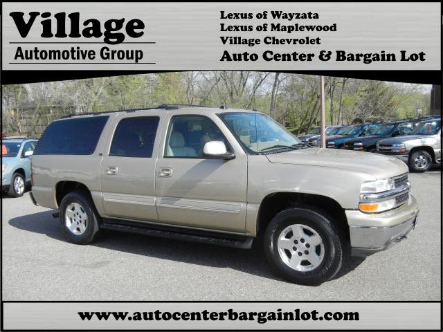 Photo of 2005 Chevrolet Suburban