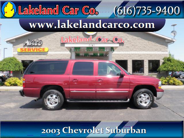 Photo of 2003 Chevrolet Suburban