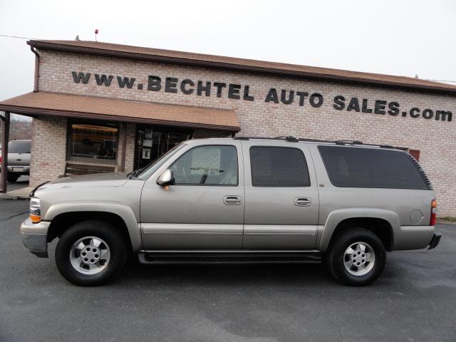 Photo of 2002 Chevrolet Suburban