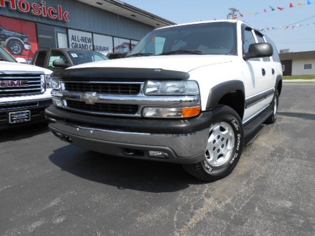 Photo of 2004 Chevrolet Suburban