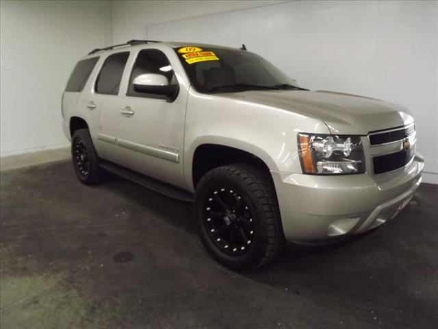 Photo of 2009 Chevrolet Tahoe