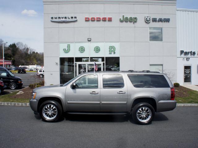 Photo of 2009 Chevrolet Suburban