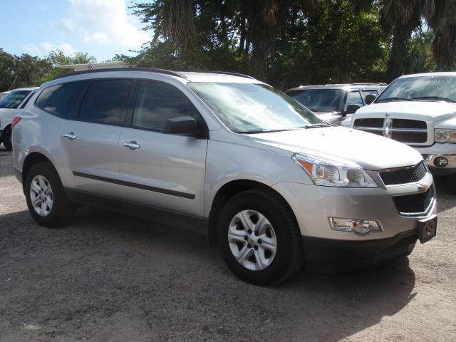Photo of 2011 Chevrolet Traverse