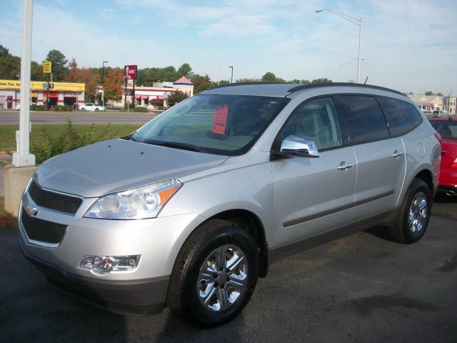 Photo of 2011 Chevrolet Traverse