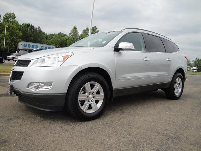 Photo of 2011 Chevrolet Traverse