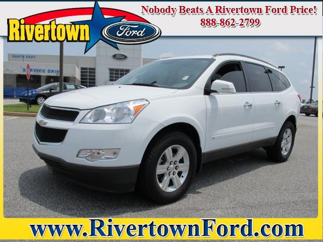 Photo of 2010 Chevrolet Traverse