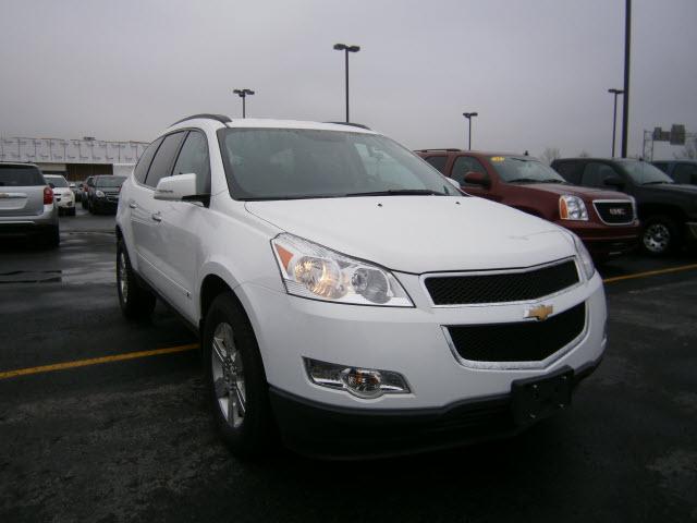Photo of 2010 Chevrolet Traverse