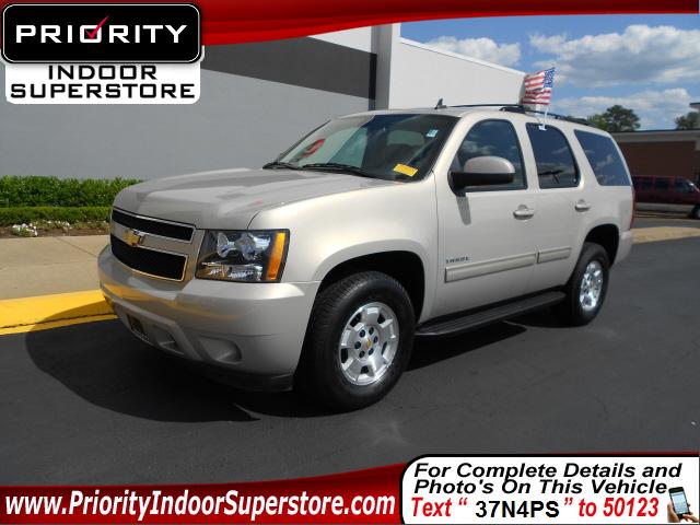 Photo of 2011 Chevrolet Tahoe