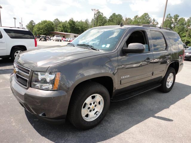 Photo of 2011 Chevrolet Tahoe