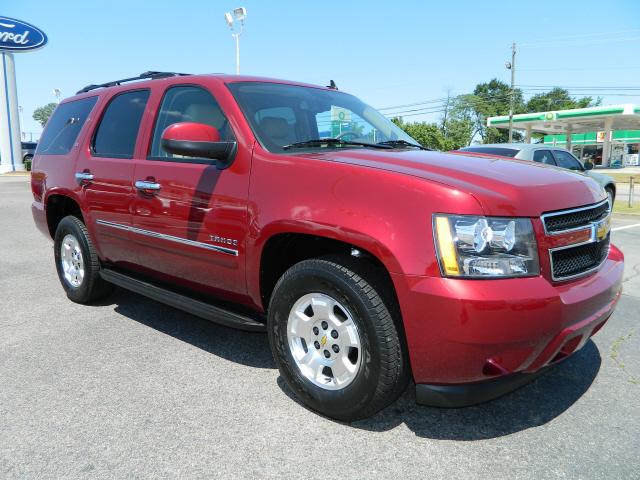Photo of 2011 Chevrolet Tahoe