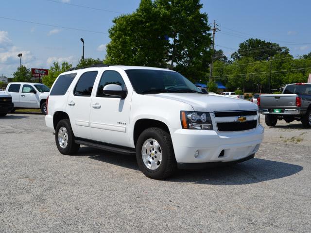 Photo of 2011 Chevrolet Tahoe