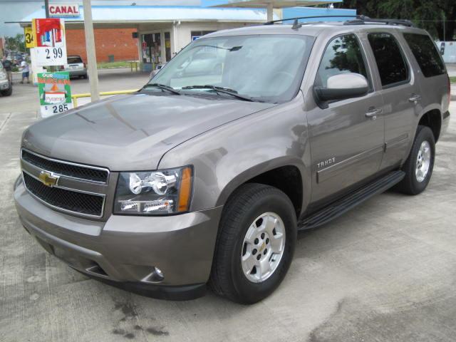 Photo of 2011 Chevrolet Tahoe