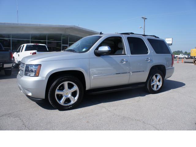 Photo of 2011 Chevrolet Tahoe