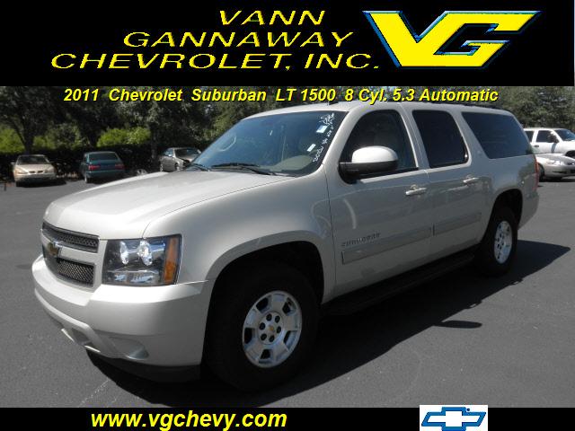 Photo of 2011 Chevrolet Suburban