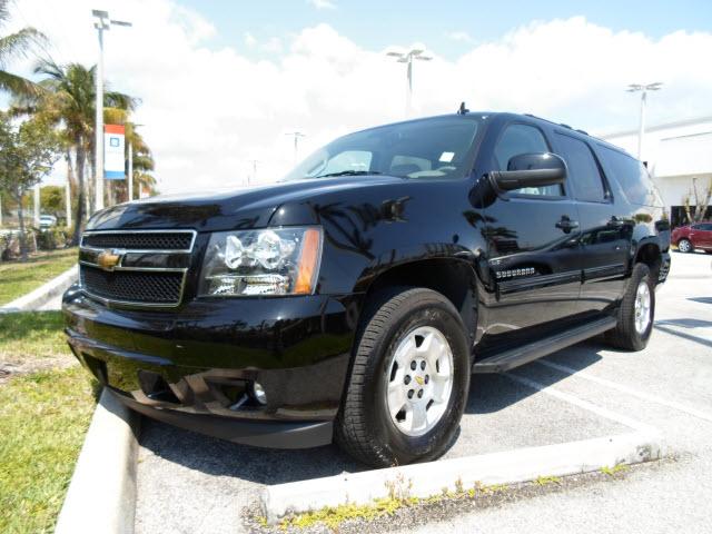 Photo of 2011 Chevrolet Suburban