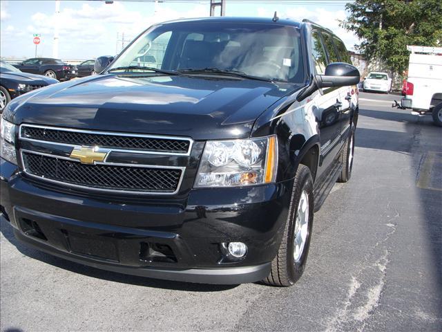 Photo of 2011 Chevrolet Suburban