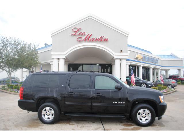 Photo of 2011 Chevrolet Suburban