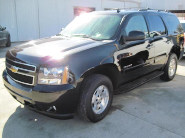 Photo of 2011 Chevrolet Tahoe