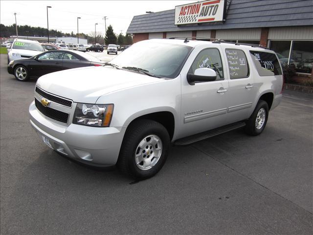 Photo of 2011 Chevrolet Suburban