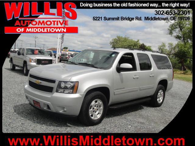 Photo of 2011 Chevrolet Suburban