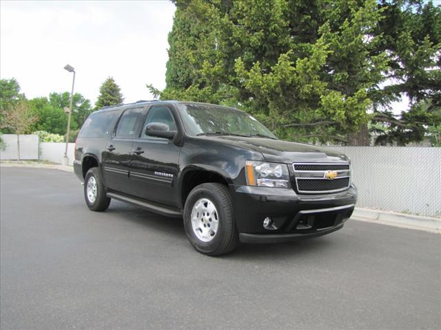 Photo of 2012 Chevrolet Suburban