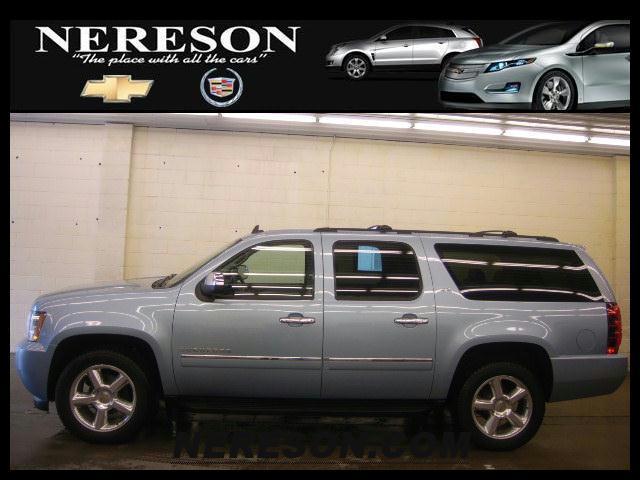 Photo of 2011 Chevrolet Suburban