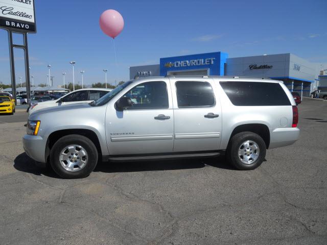 Photo of 2010 Chevrolet Suburban